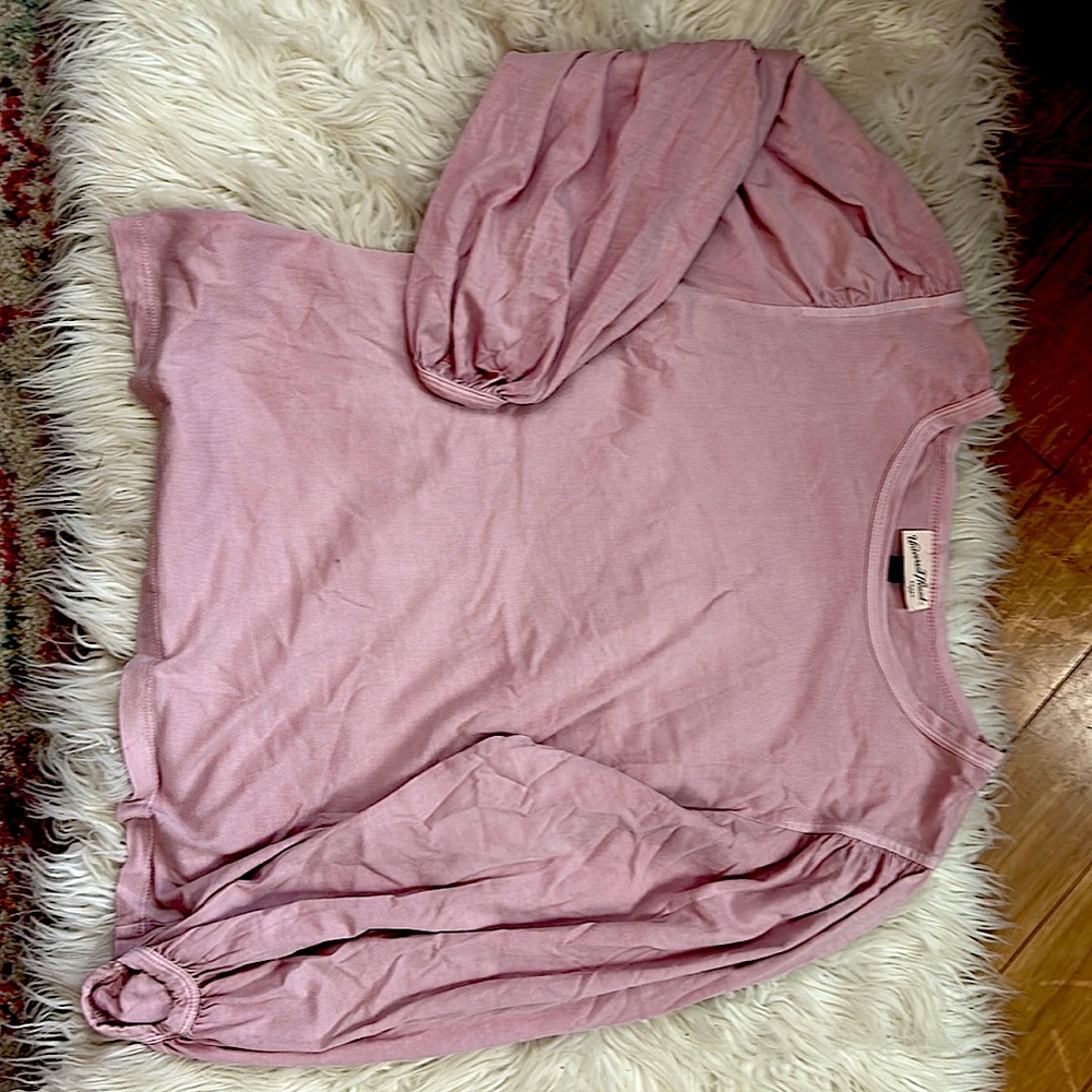 Universal thread puff sleeve top